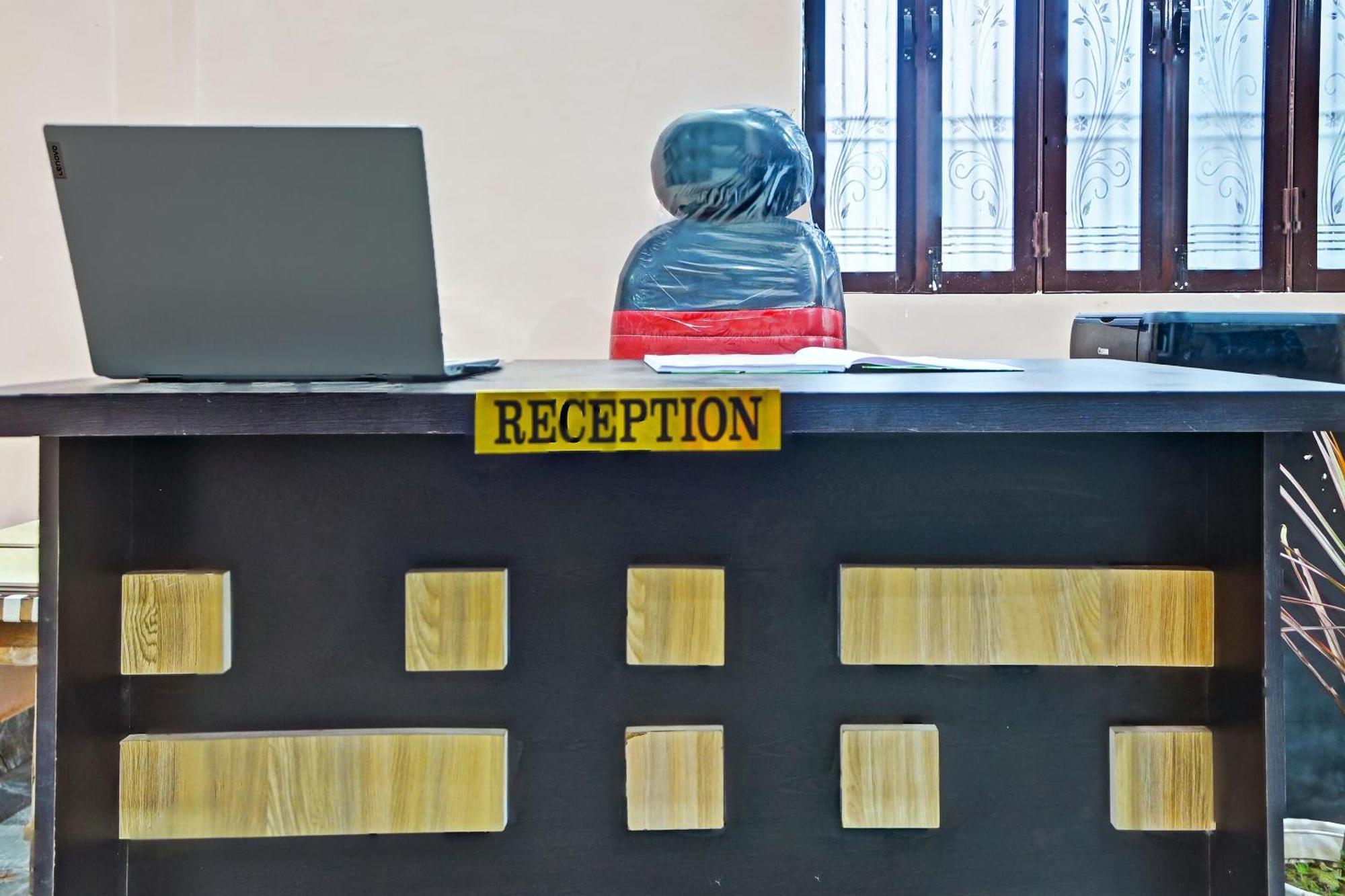 Hotel Oyo Flagship Tara 4*