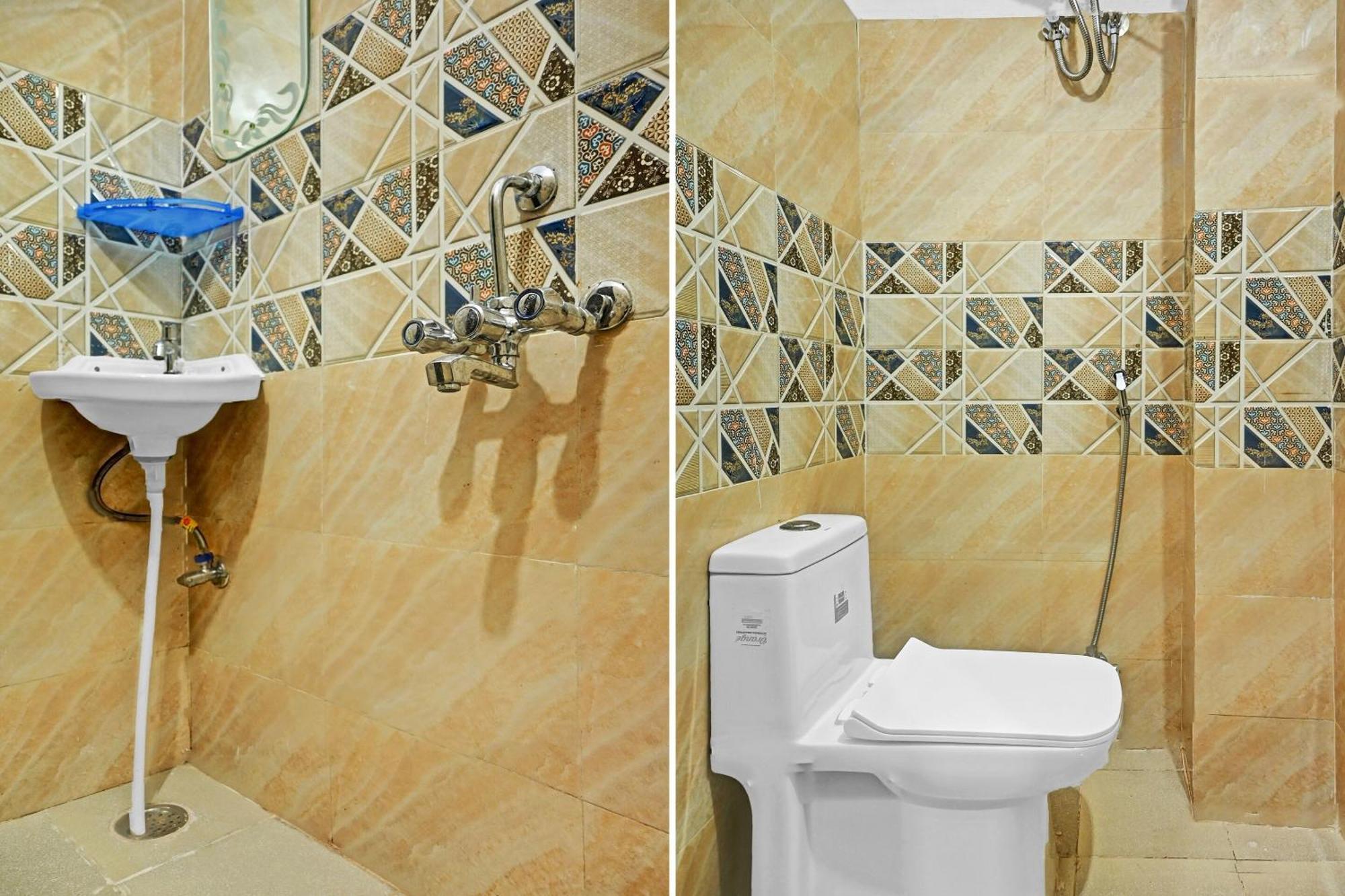 Hotel Oyo Flagship Tara 4*